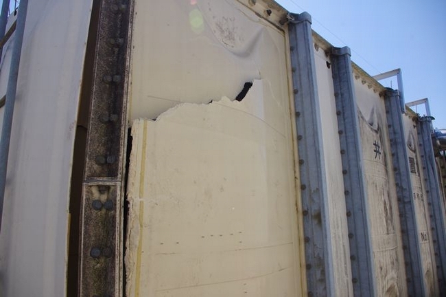 FRPパネルタンク 受水槽被害事例