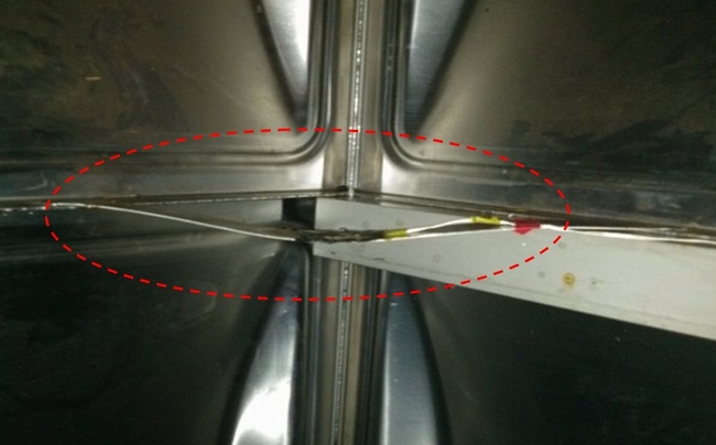 内部補強材(平板)の座屈