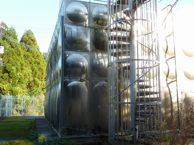 熊本県菊池郡 配水池 (ステンレス製パネルタンク) 側面、隅角部、下部パネル溶接部の漏水